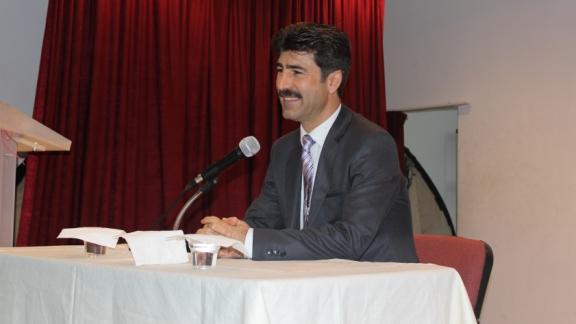 İlçe Milli Eğitim Müdürümüz Adnan GÜRBÜZ Pursaklar İmam Hatip Lisesi Gençleri ile Mehmet Akif ERSOY hakkında söyleşi gerçekleştirdi.