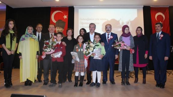 24 Kasım Öğretmenler Günü Kutlama Töreni Abdurrahim Karakoç Kültür Merkezinde Yapıldı.