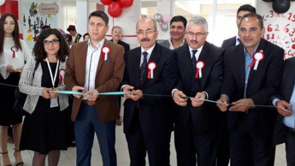 Güzide Ülker Mesleki ve Teknik Anadolu Lisesinde Tübitak 4006 Fuarı Açıldı