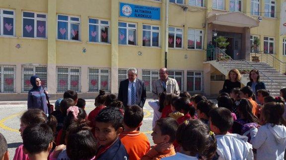 İlçe Mili Eğitim Müdürümüz Altınova İlkokulu ve Ortaokulunu Ziyaret Etti