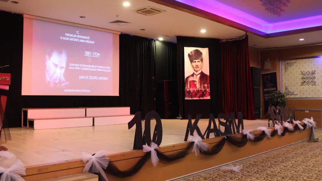 10 Kasım Atatürk'ü Anma Programı Abdurrahim Karakoç Kültür Merkezinde Gerçekleştirildi
